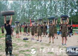 军旅夏令营如何帮助孩子锻炼能力？