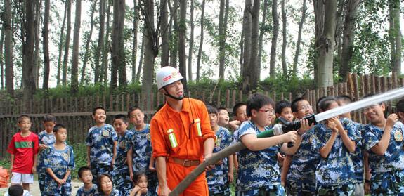 军事夏令营可以改掉青少年的坏习惯吗？